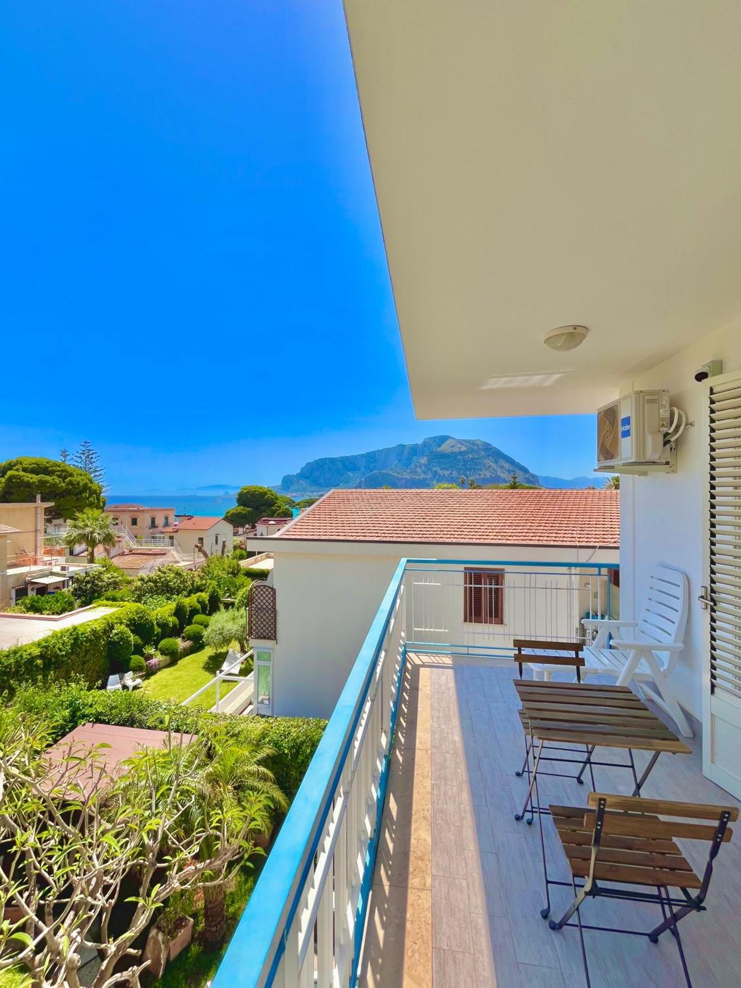 Mongibello Rooftop Mondello Exteriör bild